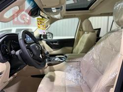 تۆیۆتا لاند کروزەر